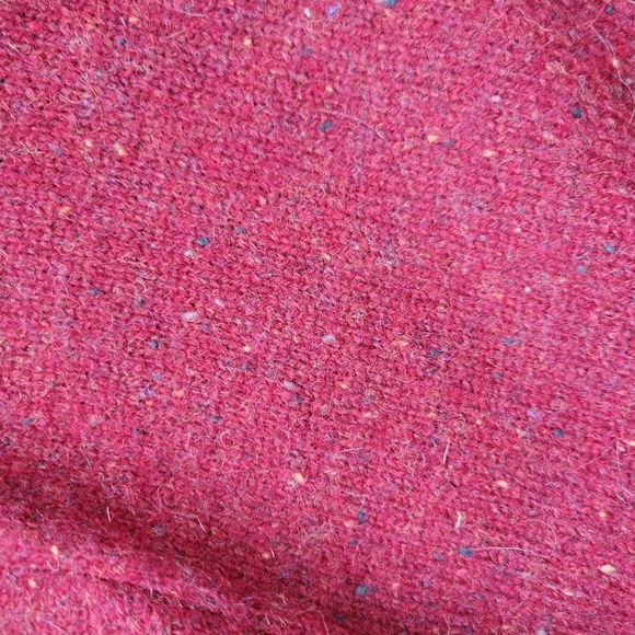 𝅺WOOLRICH Vintage Wool Red Long Sleeve Sweater Woman's Size Medium - Picture 4 of 6
